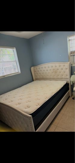 Queen bed