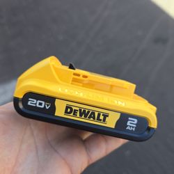 New DeWalt 20V MAX 2Ah Lithium Ion Battery