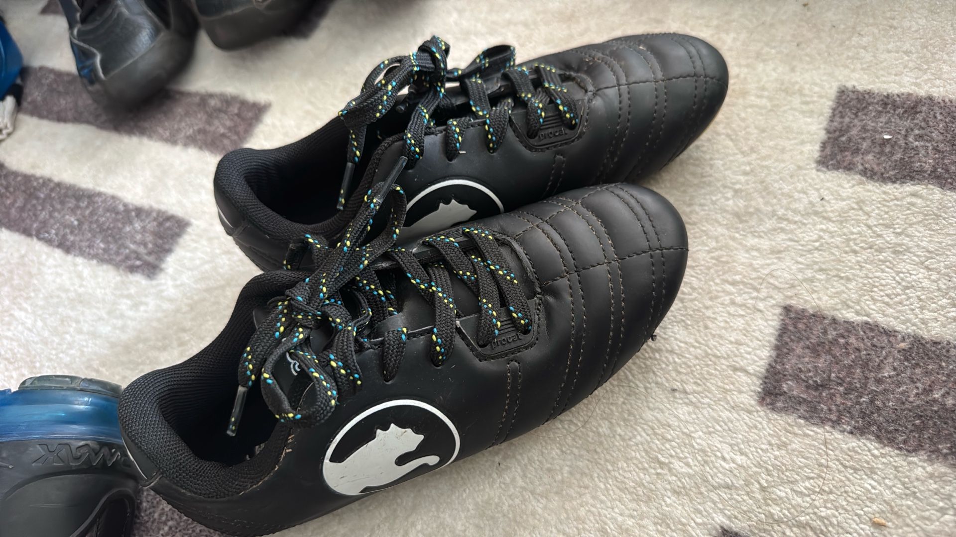 Puma Soccer Size 13c 