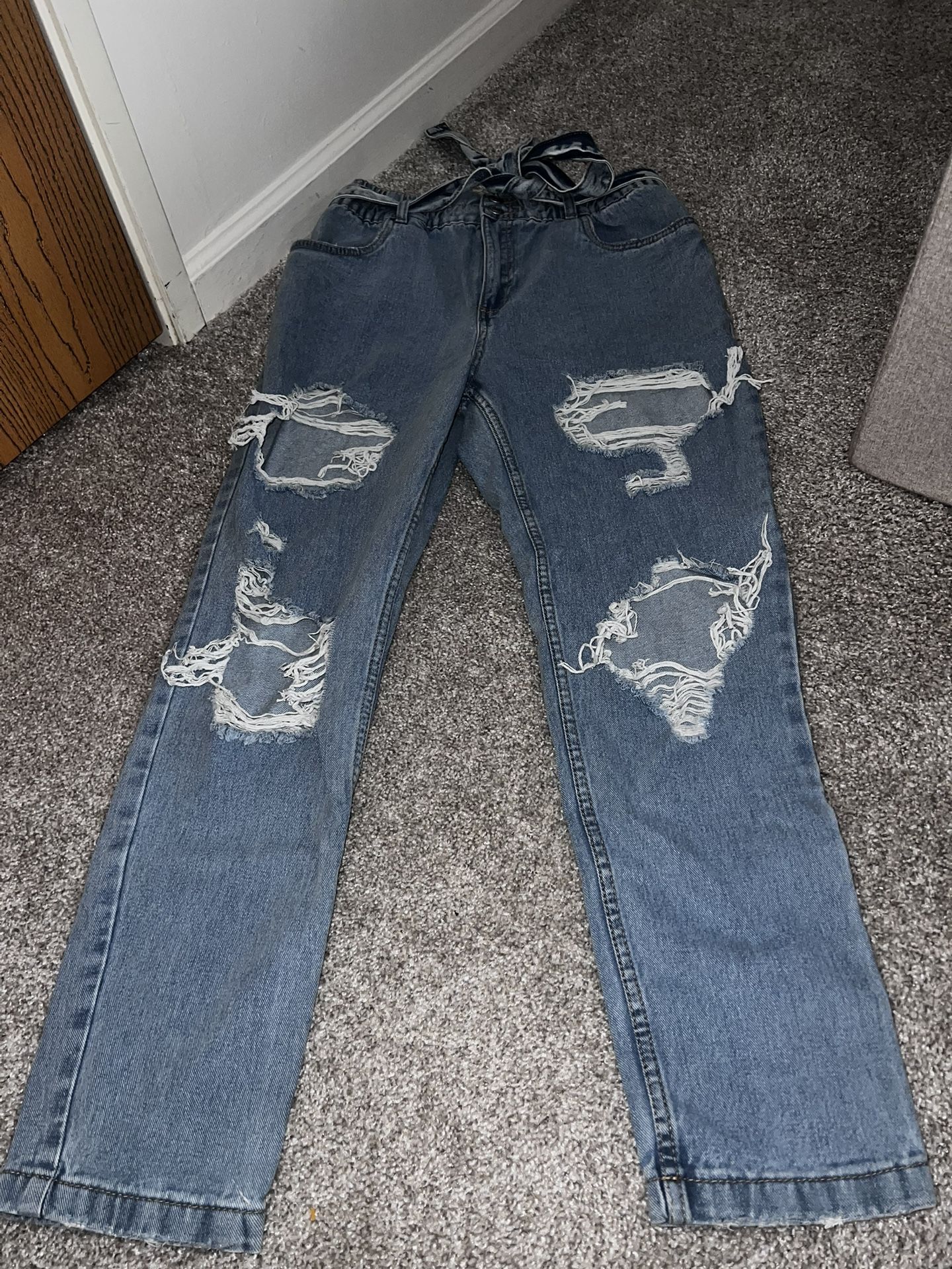 Refuge Denim Mom Jeans – Distressed Ripped Style (Size XL)