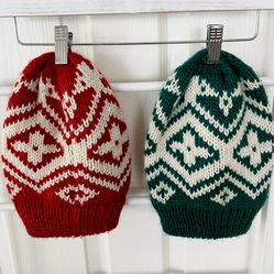 H&M Red Green Beanie