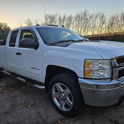 2011 Chevy Silverado 2500hd 2wd 