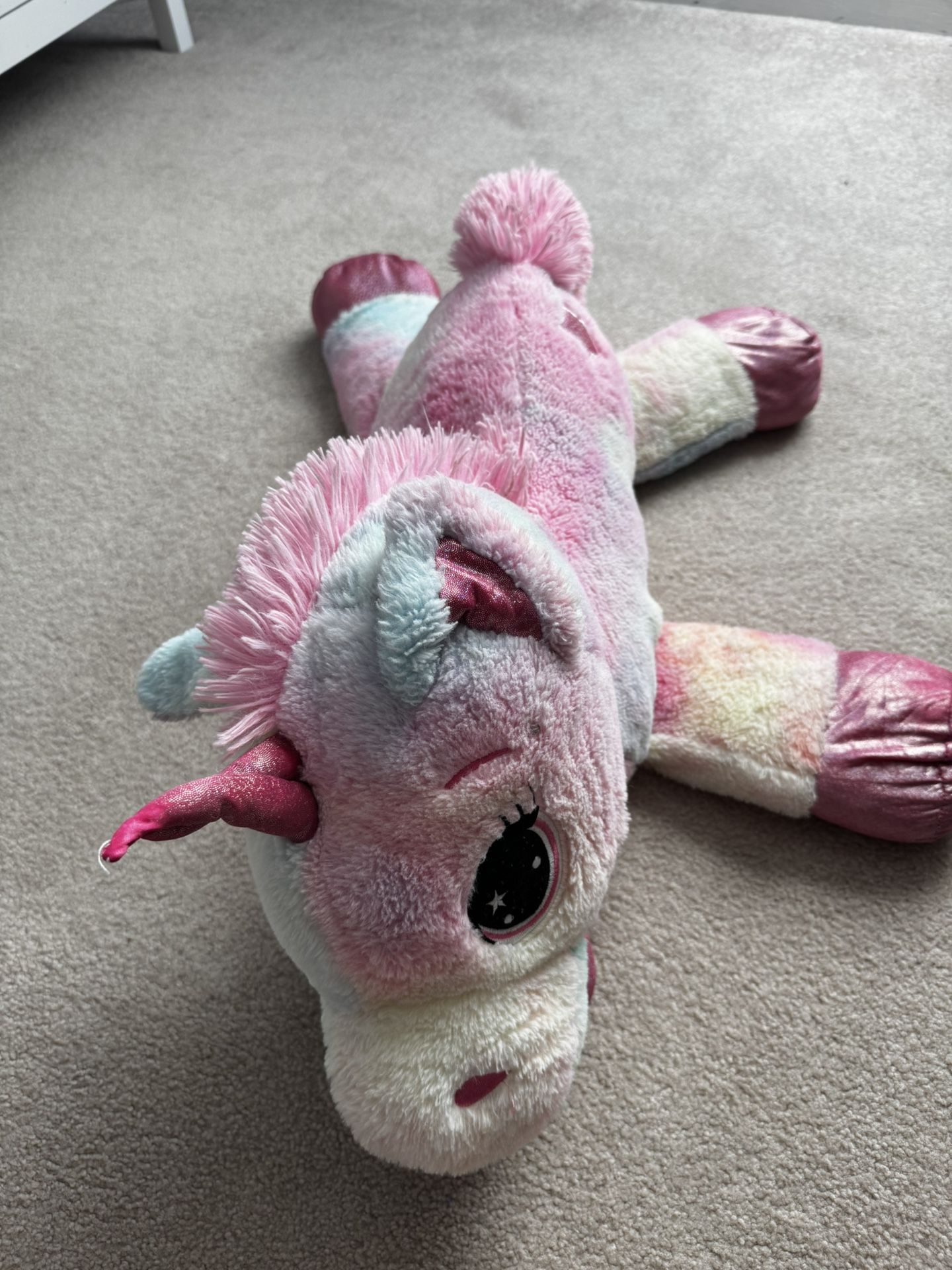 Blankets And Stuffed Animal