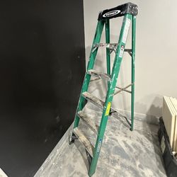 6 Ft Fiberglass Step Ladder - Folding A Frame - Werner - Green