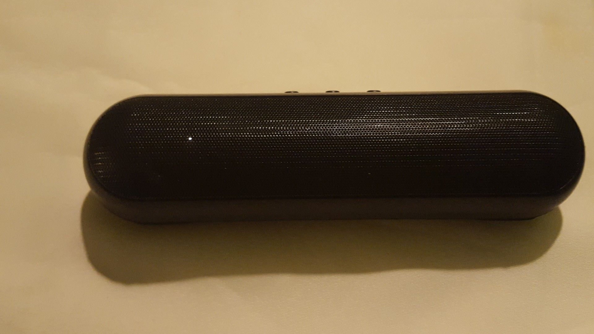 Portable bluetooth vide speaker