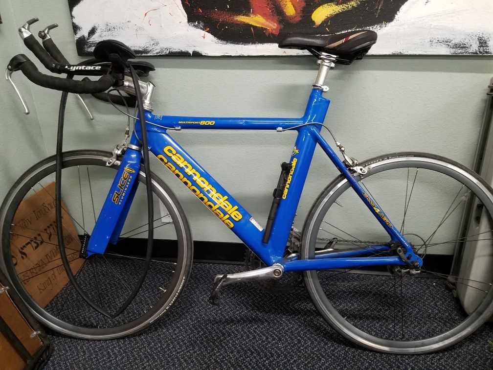 2000 Cannondale multisport 800 triathalon bike