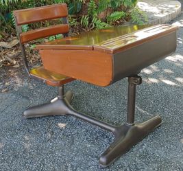 Antique Vintage Wood Metal Mid Century Modern MCM Ten-Twenty School Desk Swivel Chair Childrens Childs Preschool Elementary Middle 012