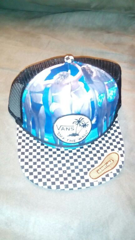 Snapback. VANS