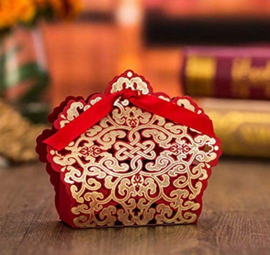 RED AND GOLD PARTY FAVOR BOXES 50PC