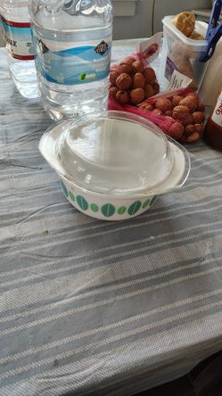 Vintage Pyrex Bowl $20