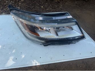 2016-2019 ford explorer headlight