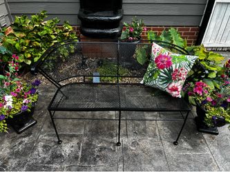 Recently Restored Vintage MCM Woodard Style Wrought Iron Bench