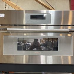 Thermador Professional Series  MB30WP 30 Inch Built-In Microwave MSRP $2999 Our Price $1550