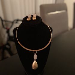 Choker Necklace With Matching Earrings