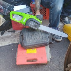 Portland Electric Chain Saw