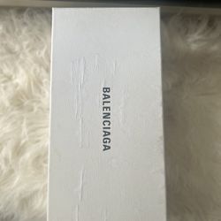 Balenciaga Pool Slides