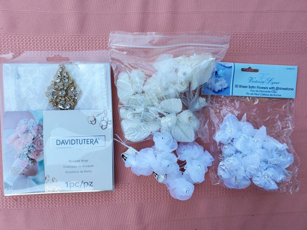 *Brand NEW* Wedding Items