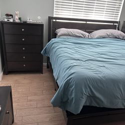 King Size Bedroom Set(5 Pieces)