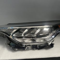 2020-22 TOYOTA CHR LEFT HEADLIGHT 