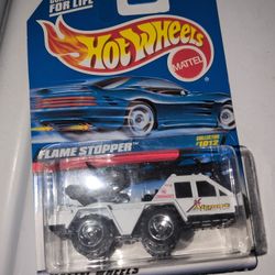 HOT WHEELS 1998 FLAME STOPPER CAR  