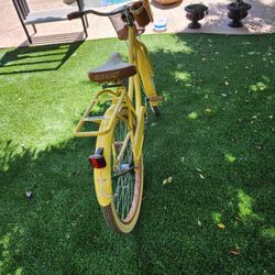 Huffy Nel Lusso 26" Cruiser Bike Womans Yellow