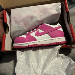 Pink Nike Dunks 