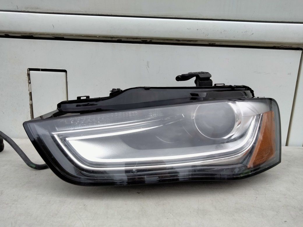 Left Xenon Headlight Headlamp Assembly 8Q3 8K0941043E OEM Audi S4 A4 2013 2014 2015 2016
