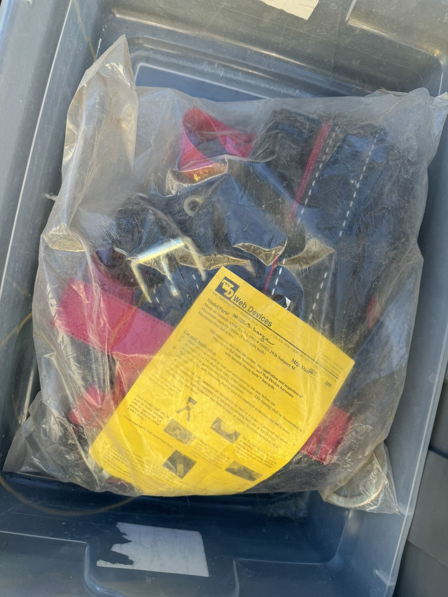 Fall Protection Kit – Spider & Web Devices (Harness, Lanyard, Hooks) – New