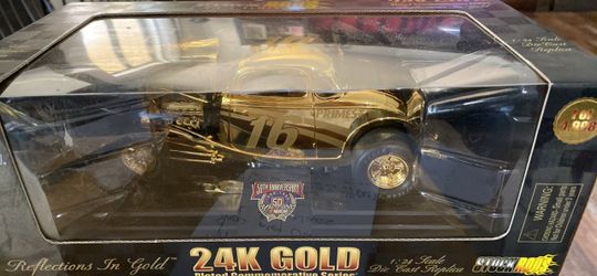 NASCAR 24K Gold Plated 1:24 Die Cast Car #16