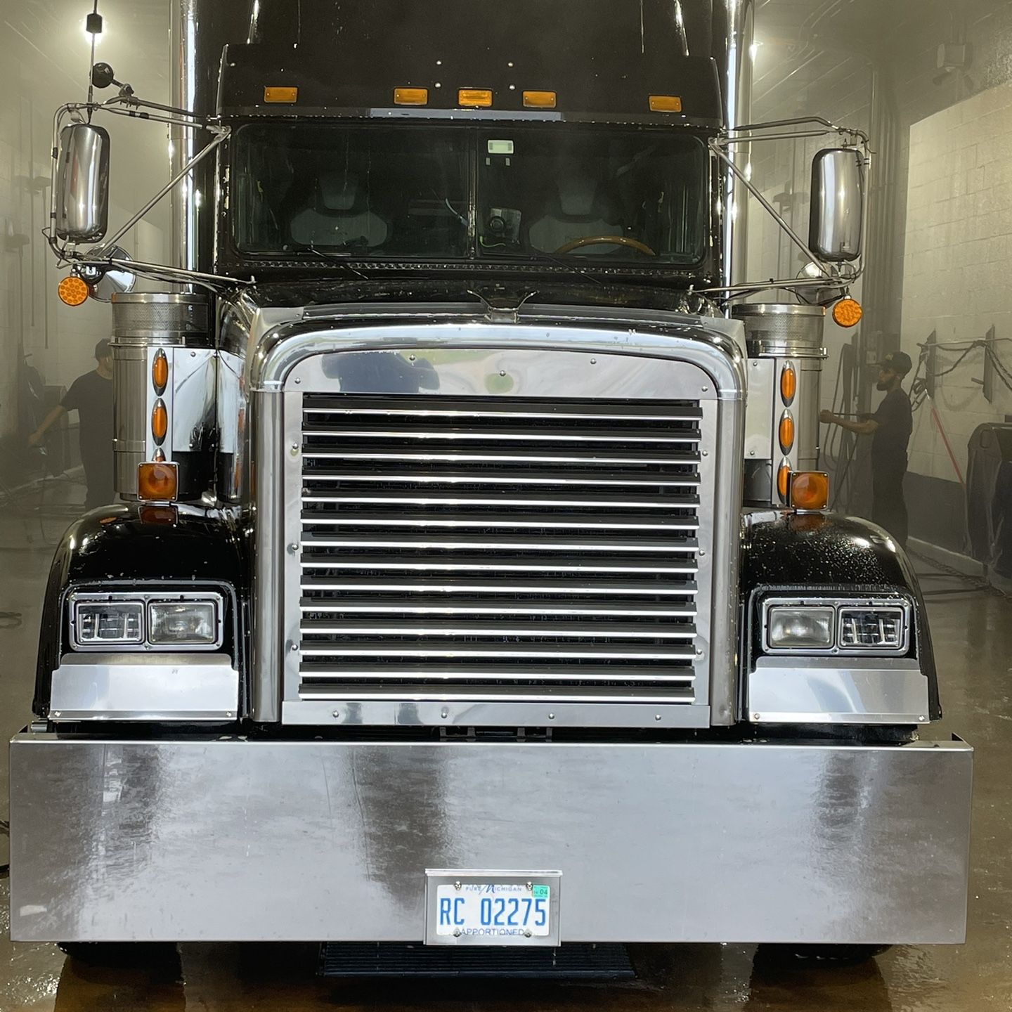 2004 Classic XL Freightliner