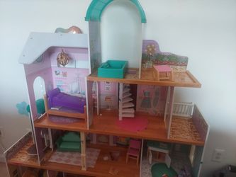 Barbie House