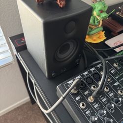 PreSonus Eris 3.5BT Powered Bluetooth Studio Monitors