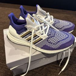 UW Adidas Ultraboosts