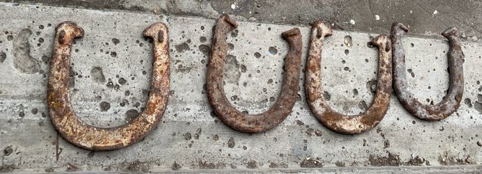 Set of 4 Vintage Rusty Horseshoes - Authentic Weathered Iron, Lucky Farmhouse Decor