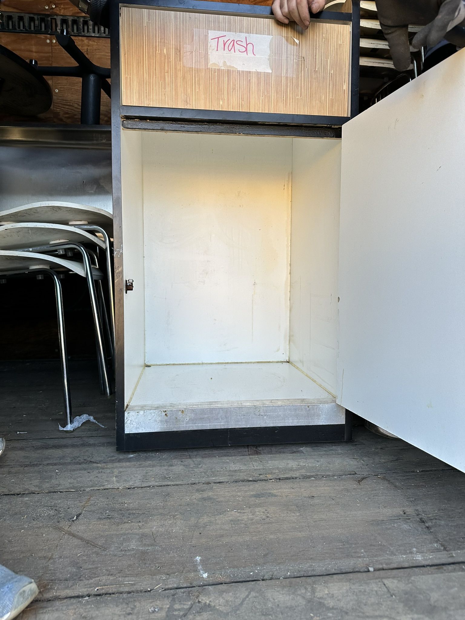 Resturant Style Trash Bins
