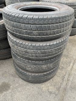 Vendo 225/75/R16 las 4 llantas instacion y balance las 4 por $180
