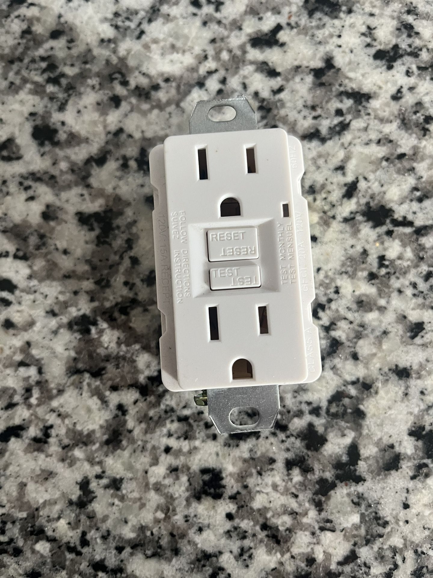 15 Amp GFCI Outlet