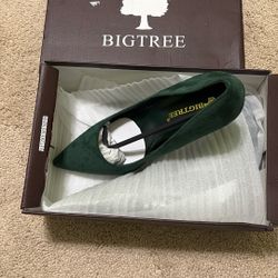 New Green High Heels Size 8