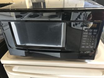 Counter top microwave oven works great
