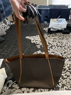 Michael Kors purse and matching Wallet