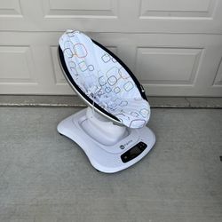 MamaRoo Baby Swing 