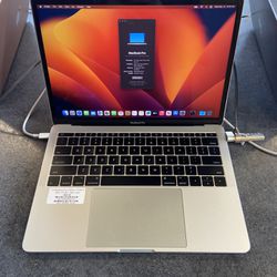 Apple MacBook Pro 13" - Intel i7, 16GB RAM, 512GB SSD, Silver