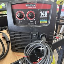 Lincoln Welder 140 Amp Weld Pak 