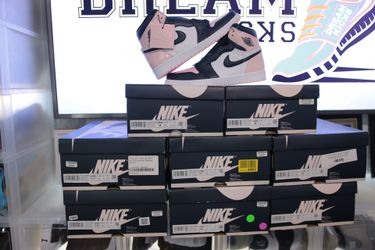 Womens Jordan 1 Retro High OG Atmosphere, Sizes 8.5W-9.5W, 10.5W-12W, DD9335 641