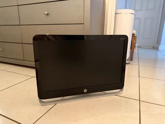 HP Pavilion 23 All-in-One – Powers On, Display Works – No HDD – $75 OBO