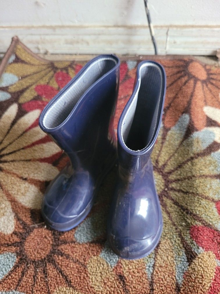 Boys Rain Boots Size 5-6