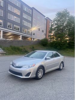 2014 Toyota Camry Hybrid
