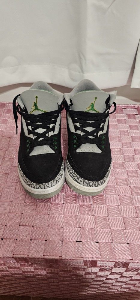 Jordans Mens Size 9