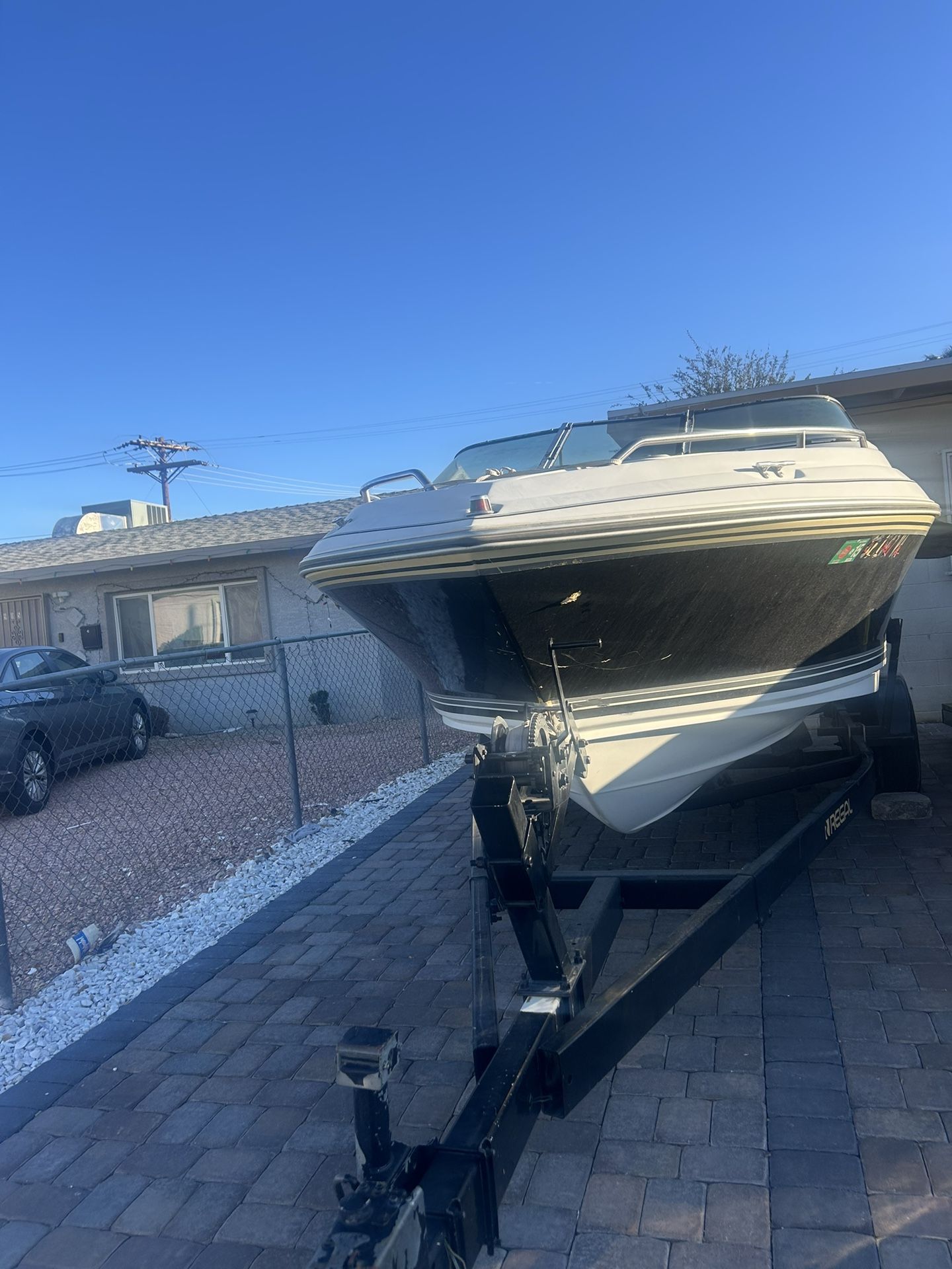 1990 Reagal Balanti 200 Boat 5.0 Mercury Motor