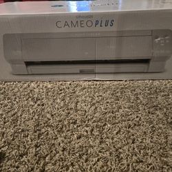 Silhouette Cameo Plus 4 Series